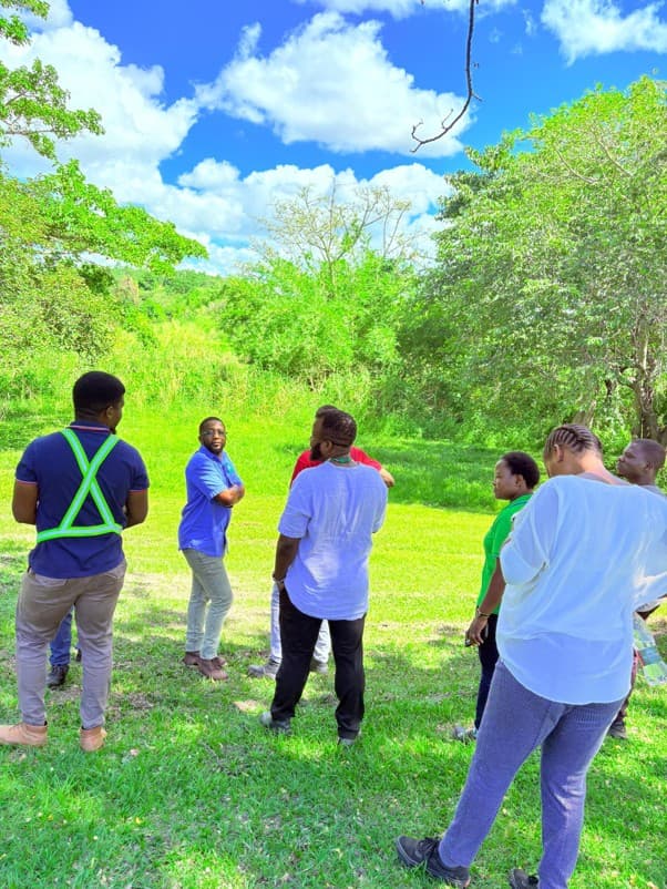 Field visit group at Kumudzi Centre